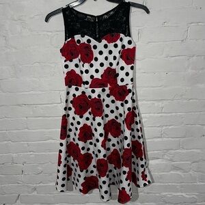 Fit & Flare Sleeveless Dress M